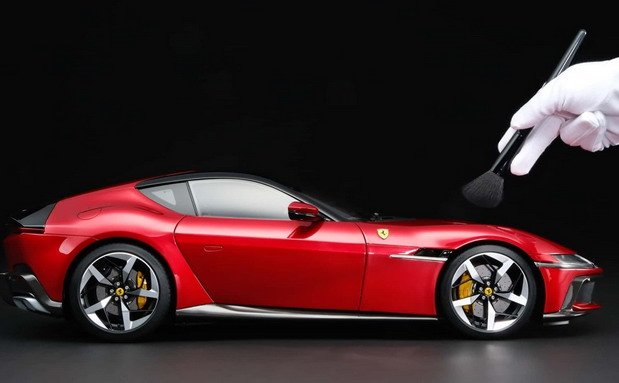 245806-ferrari m 111.jpg, 39 KB