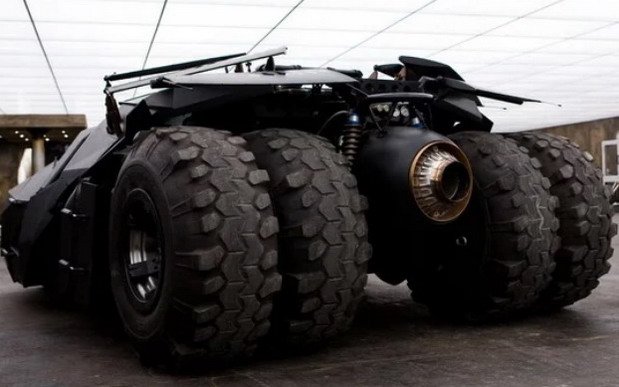 246662-batmobile 111.jpg, 53 KB