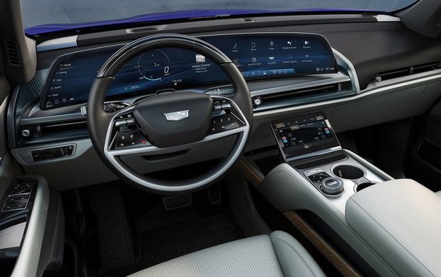246912-Cadillac Vistiq 1.jpg, 68 KB