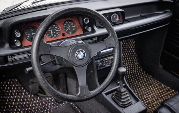 250838-BMW 2002 11.jpg, 80 KB