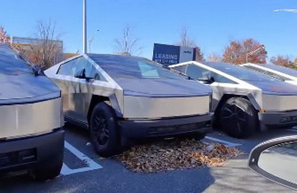 251142-tesla parking.jpg, 54 KB