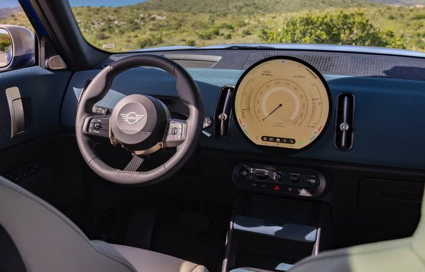 257005-MINI Countryman 111.jpg, 64 KB
