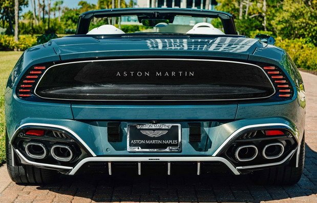 257076-Aston Martin Vanquish 11.jpg, 99 KB