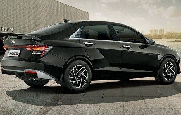 257909-Hyundai Verna 1.jpg, 74 KB