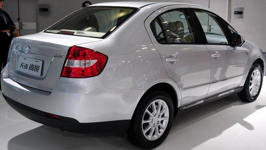 54636-Suzuki SX4 sedan 1.jpg, 47 KB