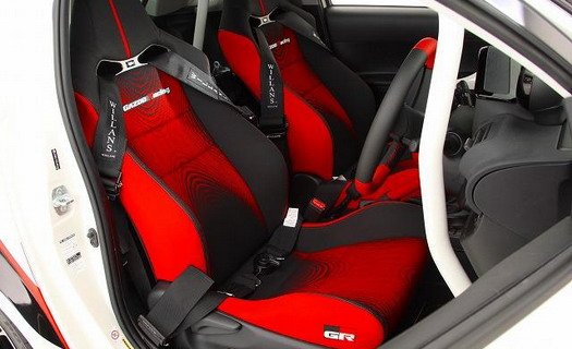 56043-toyota iq 1.jpg, 50 KB