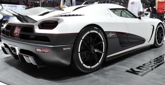 59107-koenigsegg agera r 11.jpg, 52 KB