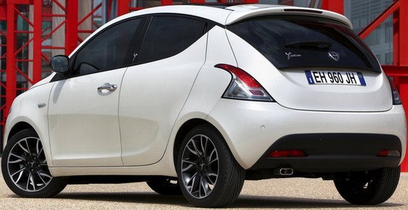 63834-Lancia Ypsilon 11.jpg, 52 KB