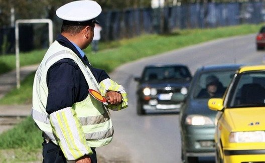 64719-policajac saobracaj.jpg, 50 KB