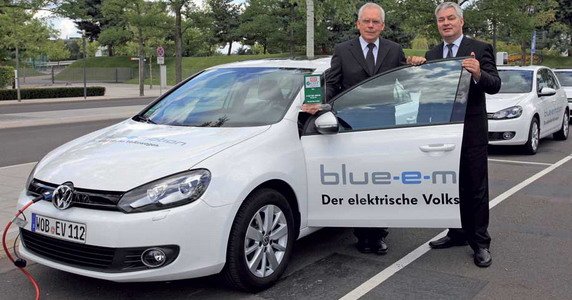 67093-VW Golf Blue-e-Motion.jpg, 64 KB