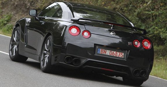 72108-Nissan gtr 11111.jpg, 53 KB
