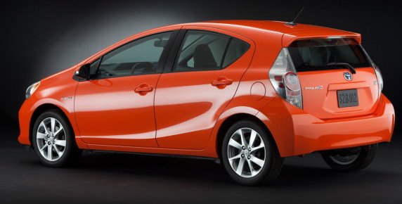 72700-toyota prius c 11.jpg, 41 KB