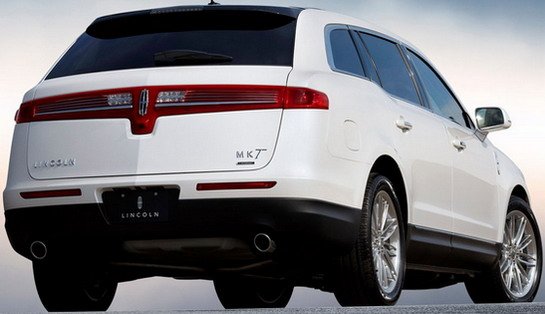 72969-Lincoln MKT 11.jpg, 41 KB