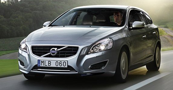 74303-Volvo V60 5.jpg, 57 KB