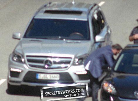 79067-mercedes gl 1.jpg, 40 KB