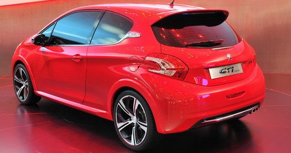 79495-peugeot 208 gti 11.jpg, 51 KB