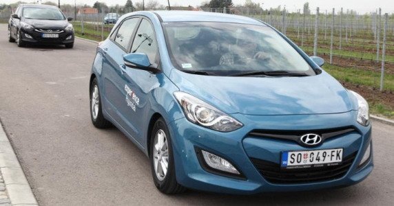 81842-hyundai i30 60.jpg, 54 KB