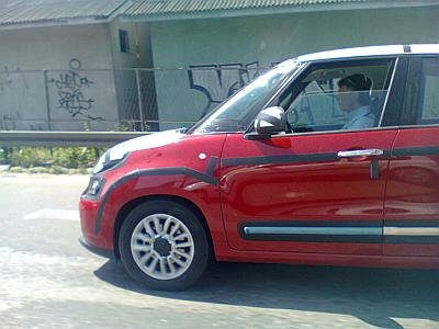 82858-fiat 500l 111.jpg, 22 KB