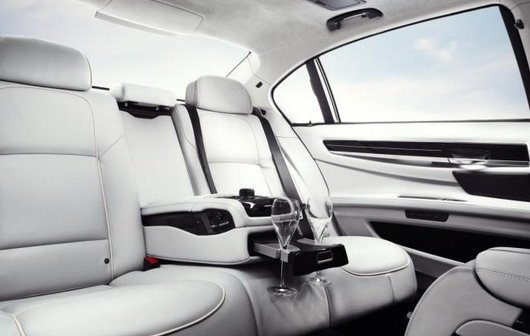 83602-bmw 7 1.jpg, 41 KB