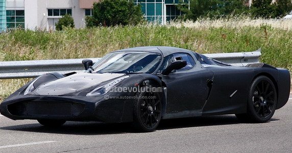 83729-ferrari f70 1.jpg, 73 KB