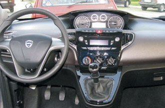 83931-lancia y 11.jpg, 25 KB