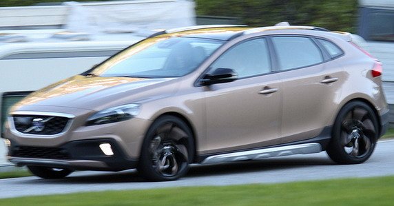 84987-volvo xc40 11.jpg, 50 KB