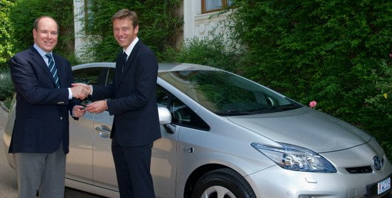 85011-toyota prius.jpg, 68 KB