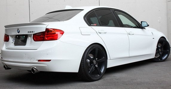 85335-3d bmw 3 1.jpg, 44 KB