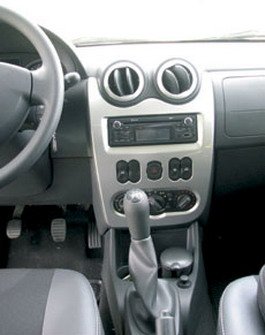 86874-dacia sandero 11.jpg, 22 KB
