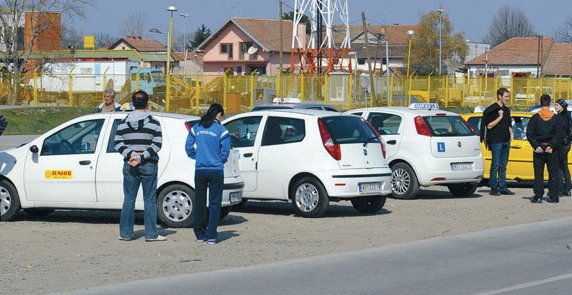 88362-auto skole.jpg, 67 KB