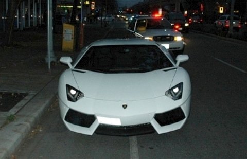 89266-lamborghini aventador.jpg, 106 KB