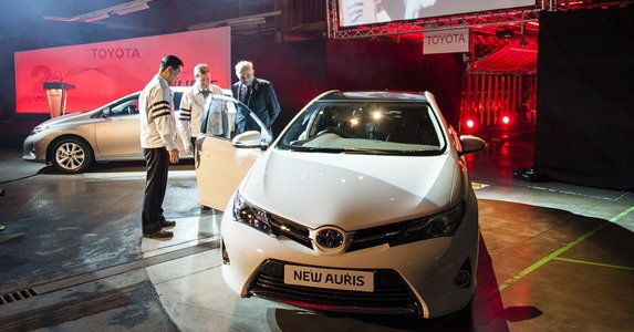 89631-toyota auris 11.jpg, 70 KB