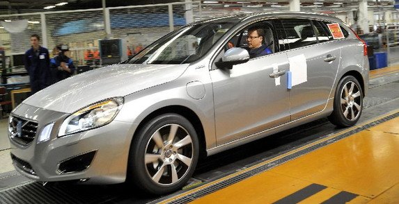 90203-Volvo V60 Hybrid.jpg, 65 KB