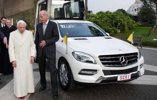 91073-papamobil.jpg, 63 KB