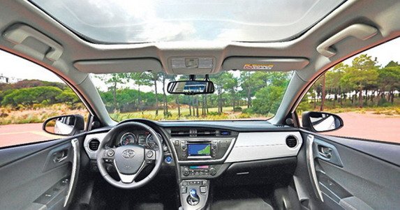 91640-toyota auris 1.jpg, 65 KB