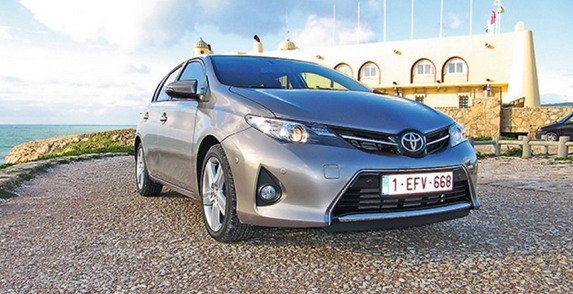 91641-toyota auris 11.jpg, 74 KB
