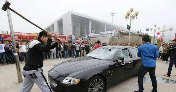 97859-maserati 1.jpg, 57 KB