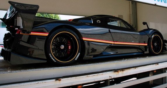 98225-pagani zonda 111.jpg, 53 KB