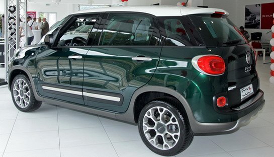 99412-Fiat 500L Trekking.jpg, 72 KB
