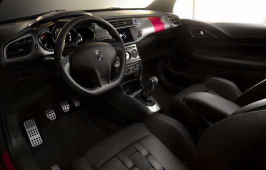 99851-citroen ds3 11.jpg, 37 KB