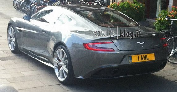 Aston Martin Vanquish 111.jpg, 64 KB