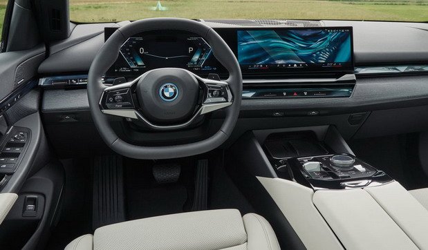 BMW 530e 111111.jpg, 60 KB