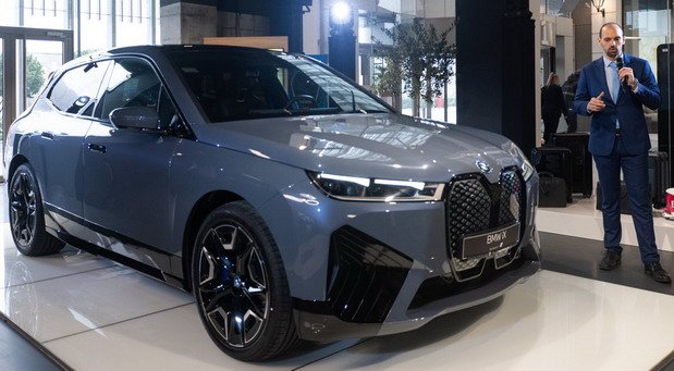 BMW iX foto 1.jpg, 66 KB