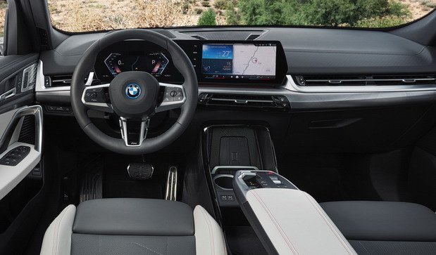 BMW iX2 21111.jpg, 63 KB