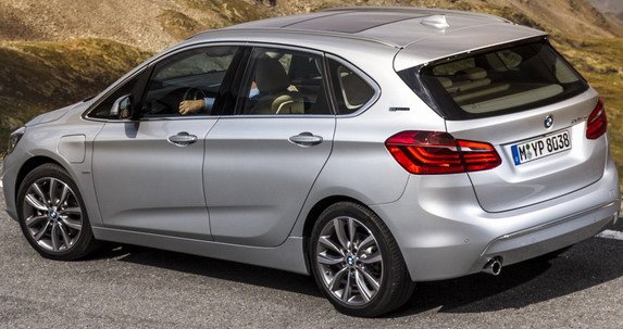 BMW-225xe 111111.jpg, 61 KB