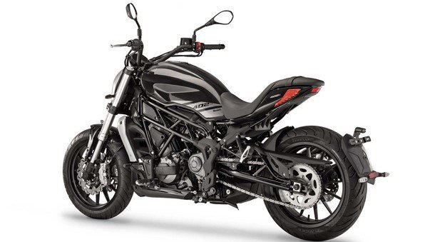 Benelli-402S-4.jpg, 52 KB