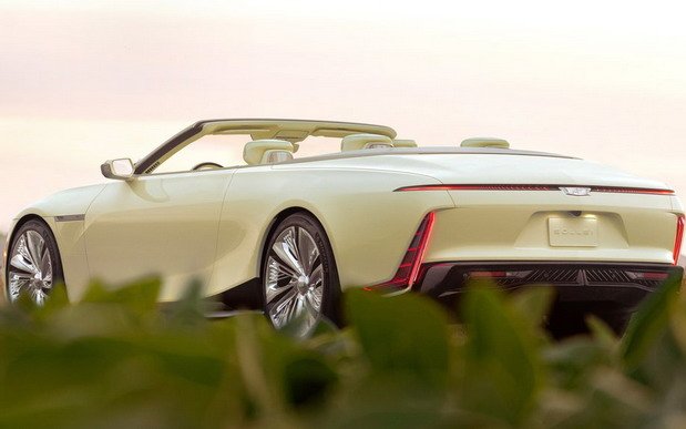 Cadillac Sollei 1111.jpg, 41 KB