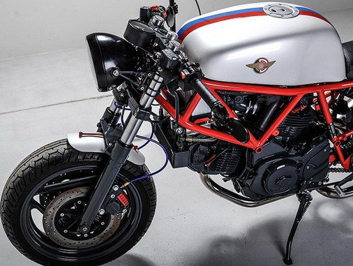 Ducati-750-sport-5.jpg, 86 KB