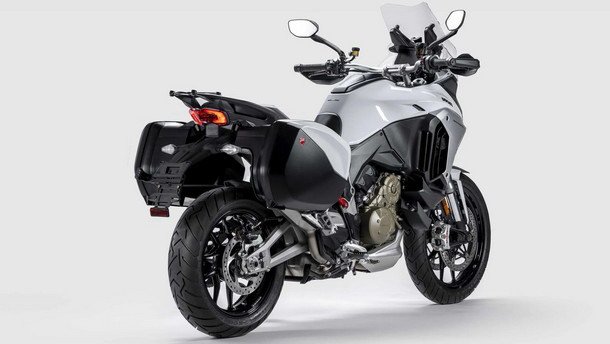 Ducati-Multistrada-V4-S-2.jpg, 40 KB