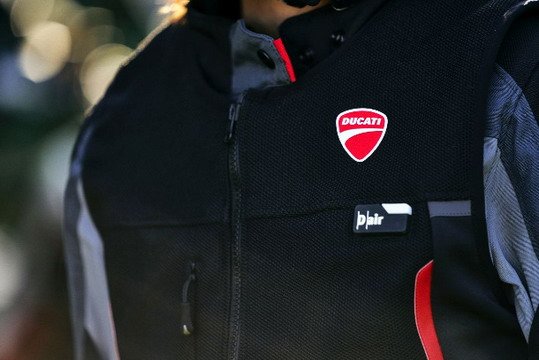 Ducati-Smart-Jacket 11.jpg, 45 KB
